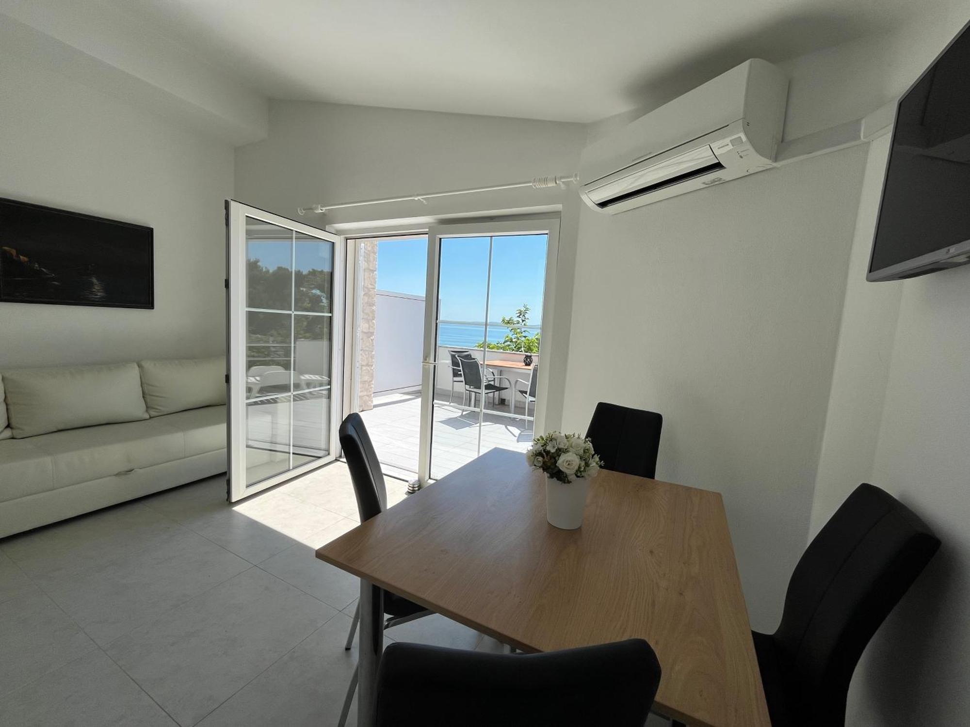 Mirakul Apartments Vir Exterior photo